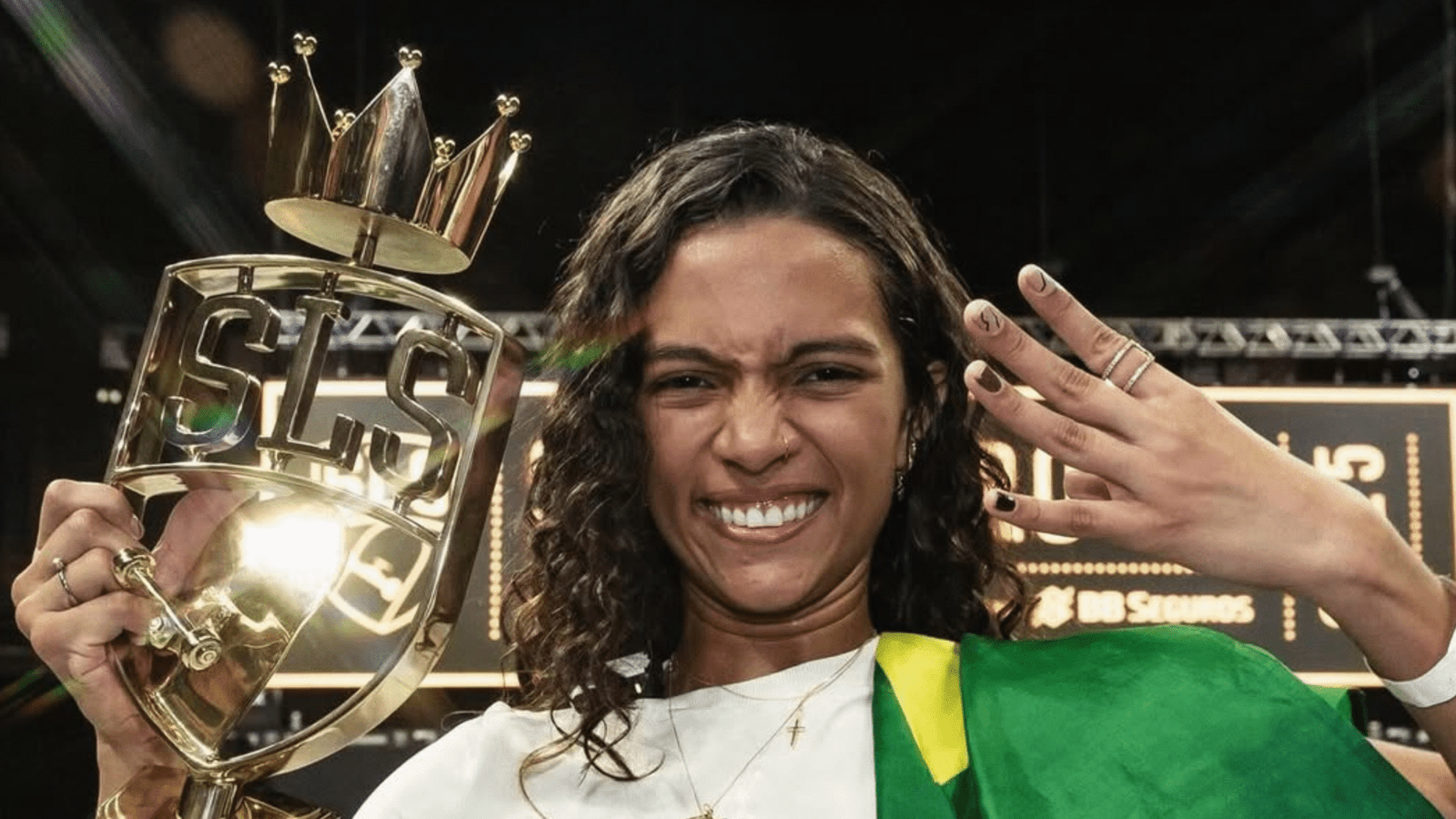 Rayssa Leal faz história: tetracampeã mundial e soberana do street skate aos 17 anos